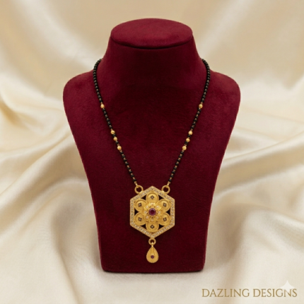 Royal Hexa Mangalsutra Pendant Set